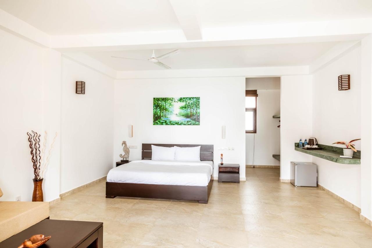 Green Parrot Beach Resort 坦加拉 外观 照片