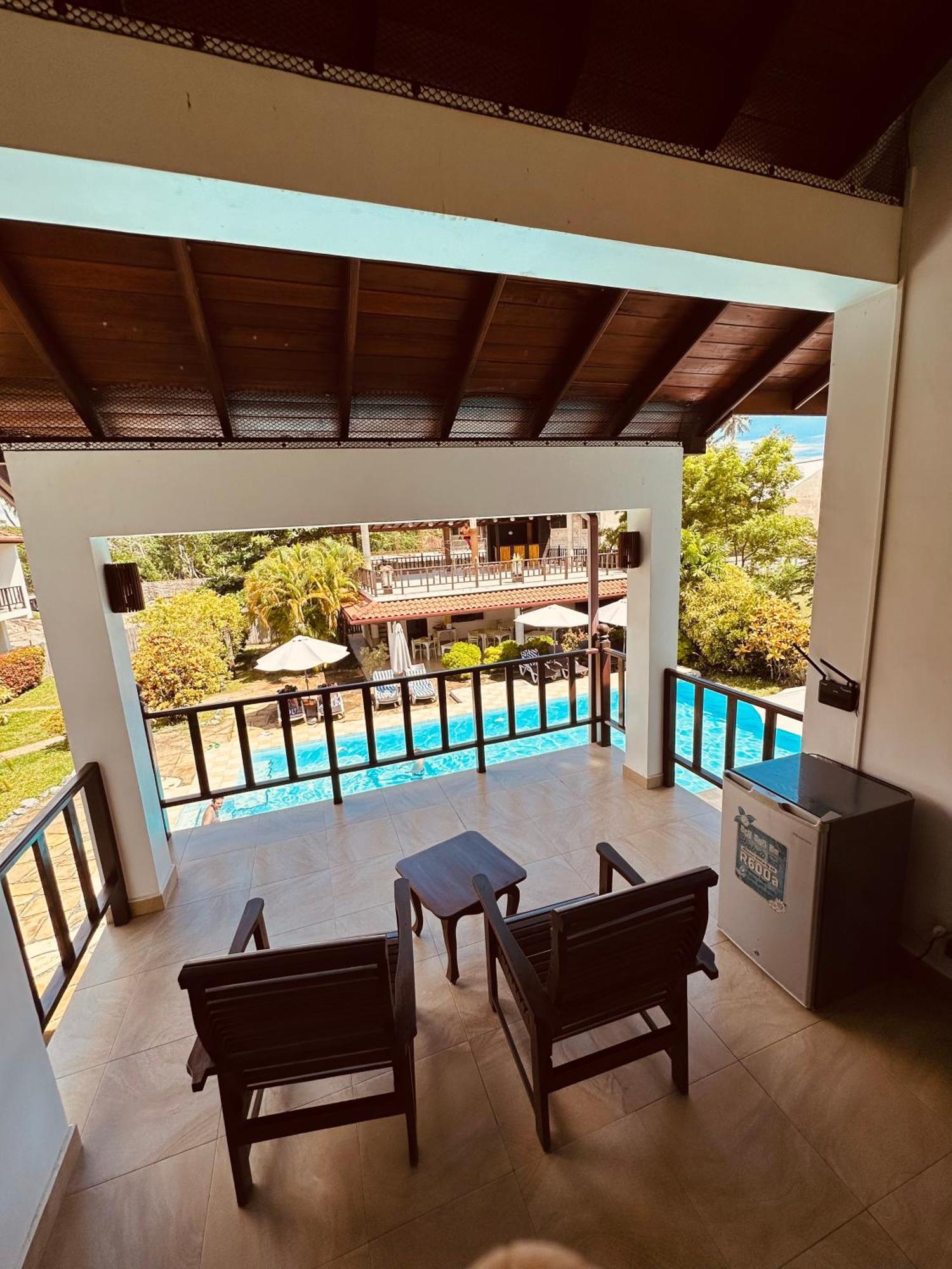 Green Parrot Beach Resort 坦加拉 客房 照片