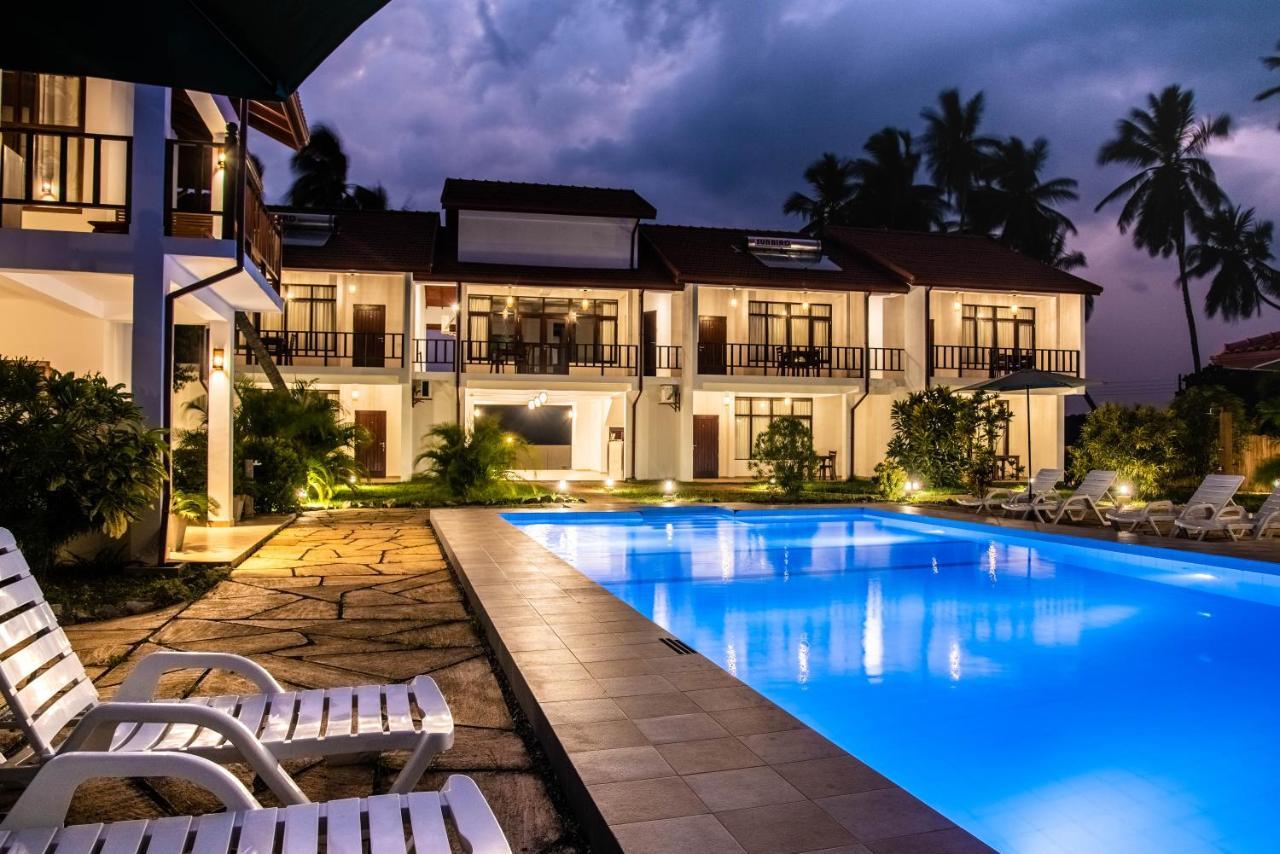 Green Parrot Beach Resort 坦加拉 外观 照片