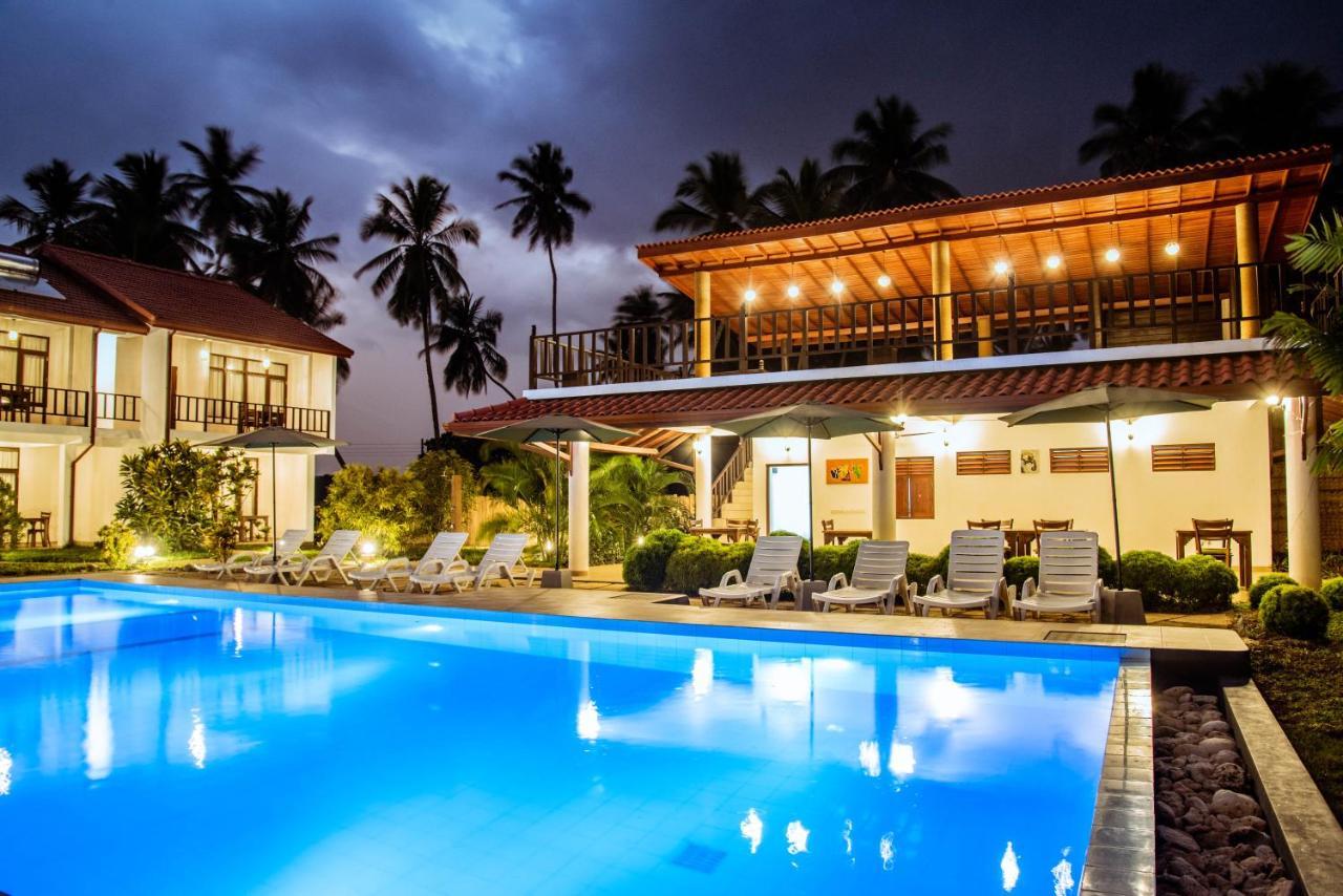 Green Parrot Beach Resort 坦加拉 外观 照片